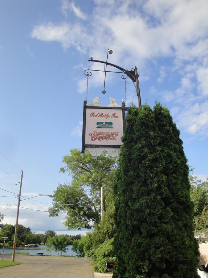 Red Bridge Inn Park Rapids Exterior photo